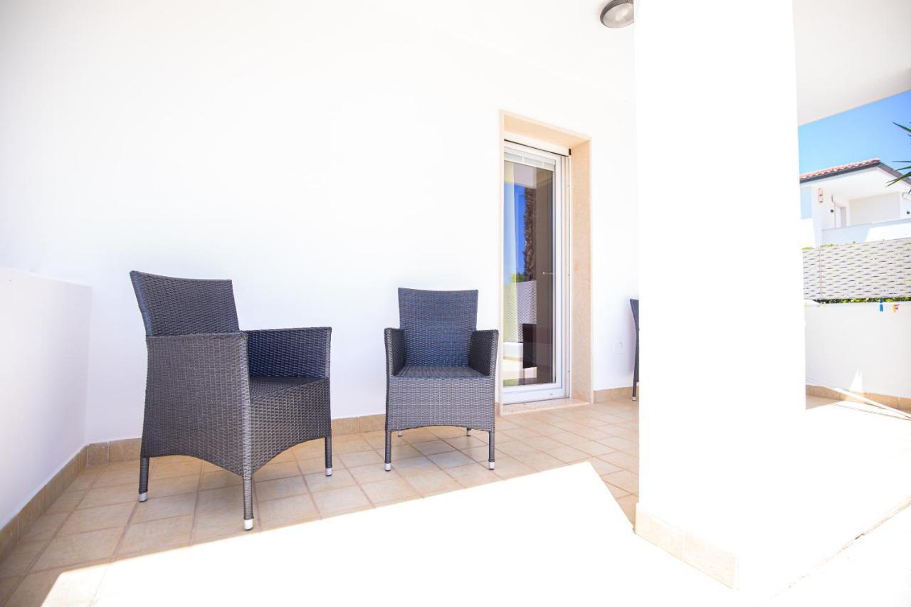 טורה סנטה סאבינה Donnosanto Residence מראה חיצוני תמונה